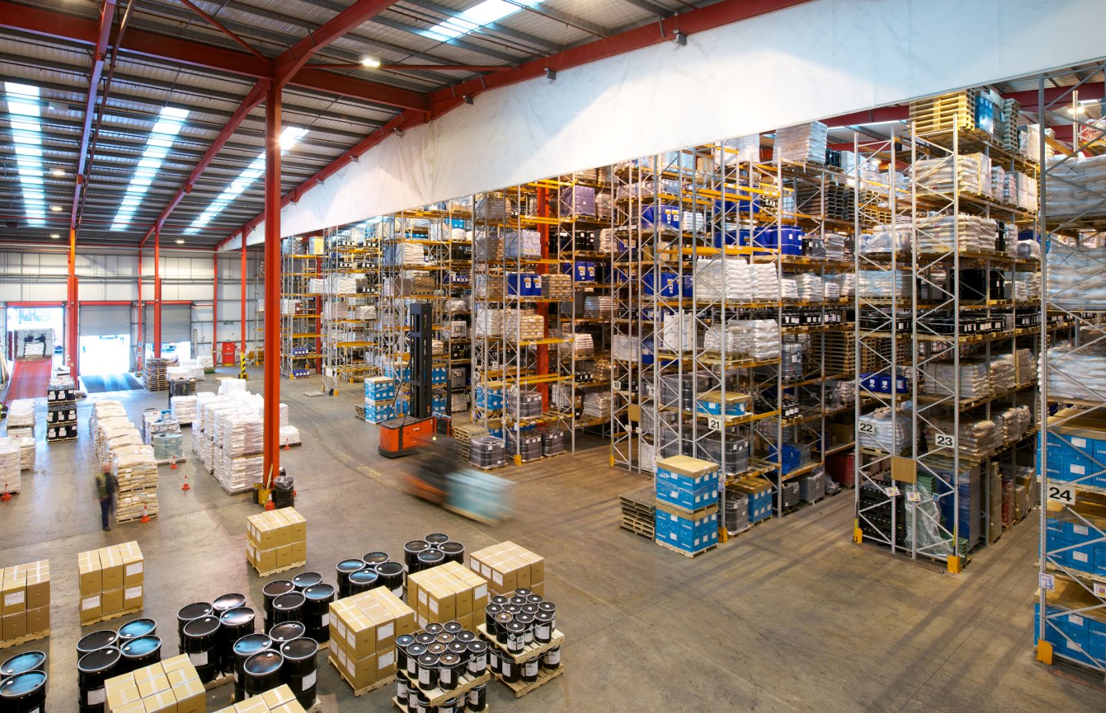 Global Parcels 2 Go storage facility